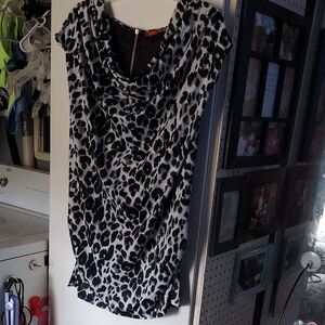 Elegant Black and White Leopard Print Blouse